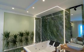 Alma Salina Suite
